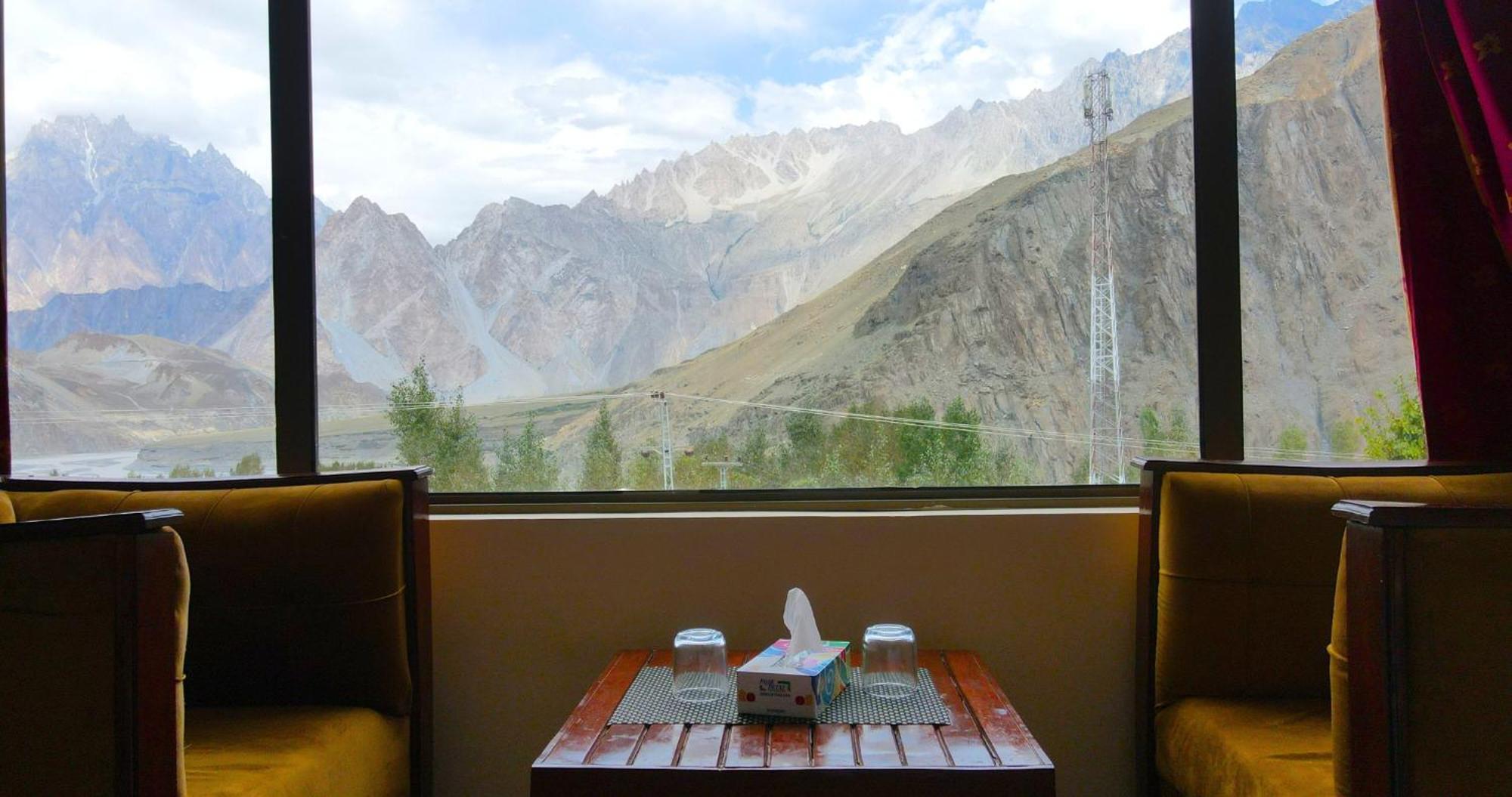 Apex Hotels And Resorts Hussaini Karimabad  Экстерьер фото