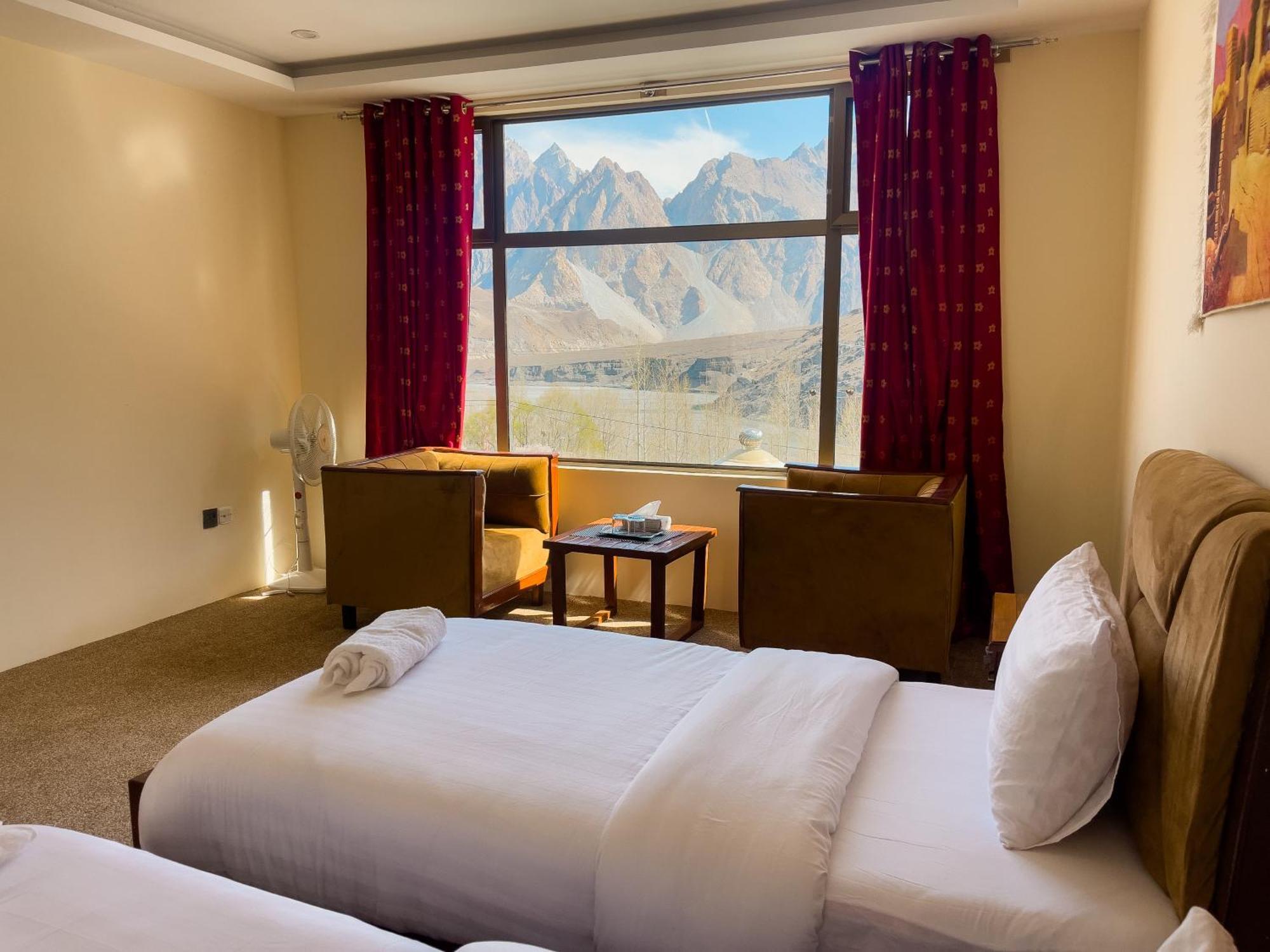Apex Hotels And Resorts Hussaini Karimabad  Экстерьер фото