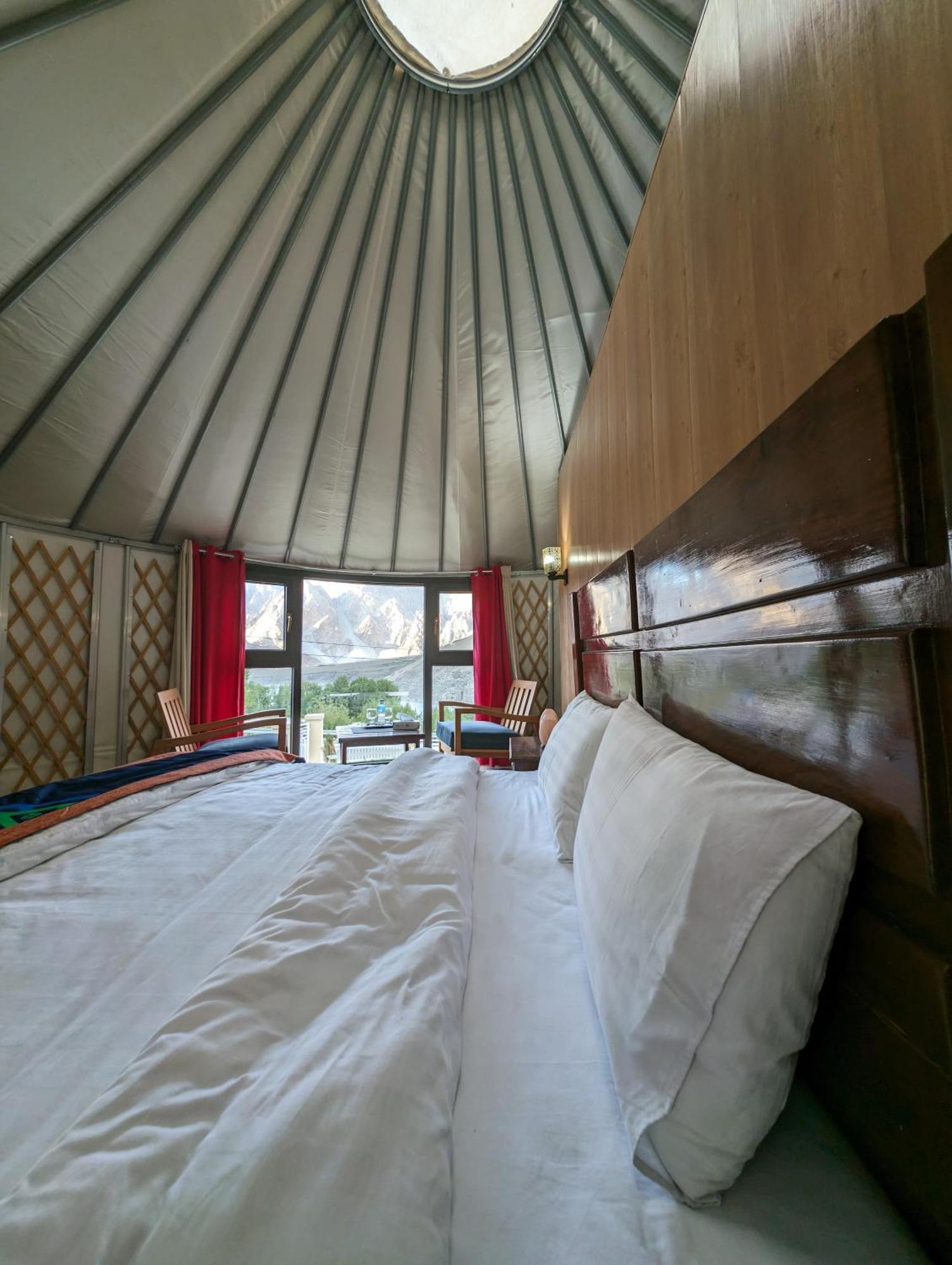 Apex Hotels And Resorts Hussaini Karimabad  Экстерьер фото