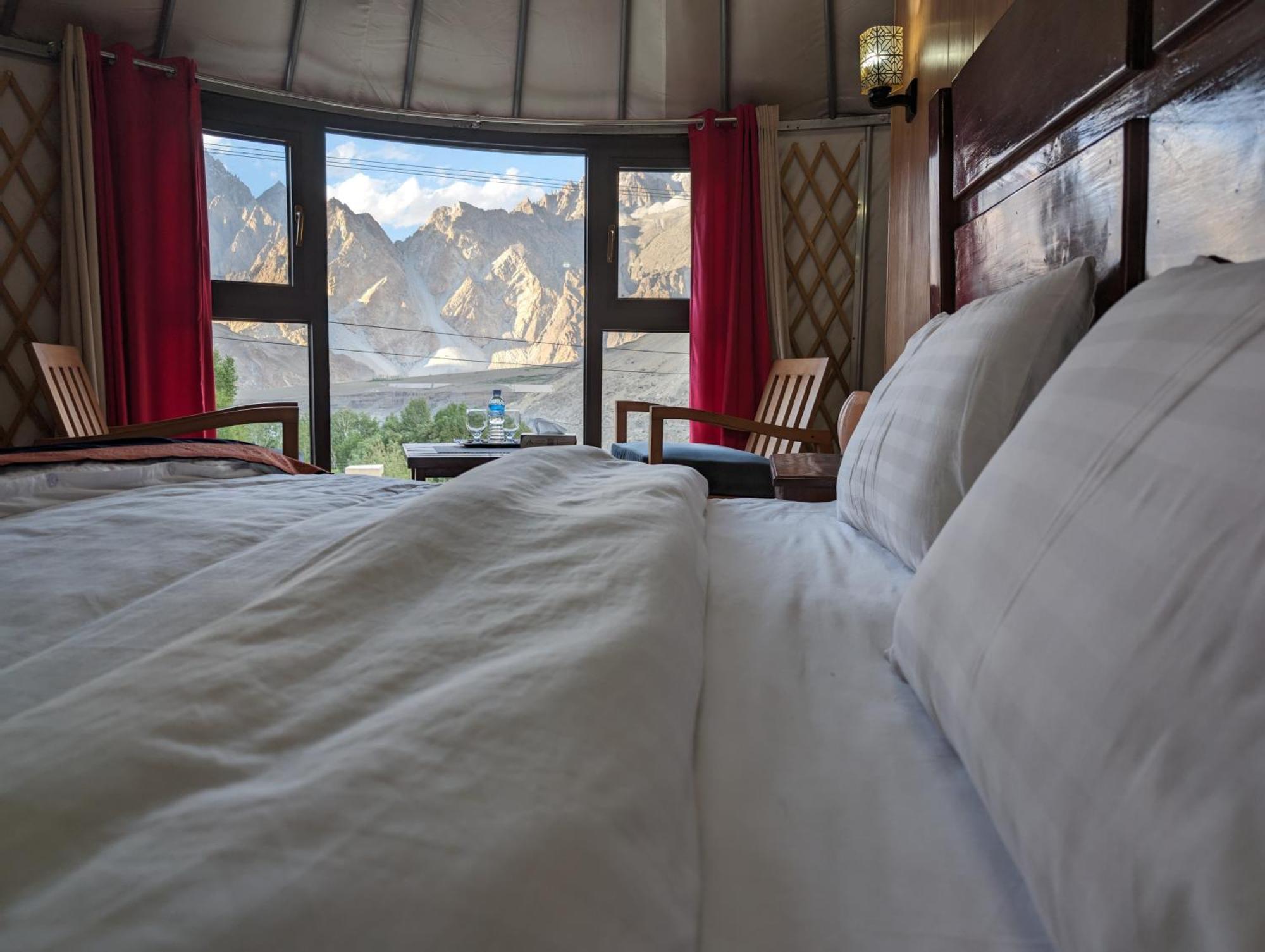 Apex Hotels And Resorts Hussaini Karimabad  Экстерьер фото